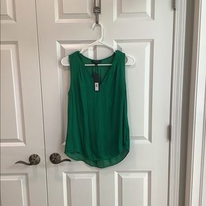 NWT Green Banana Republic tank top size  small.